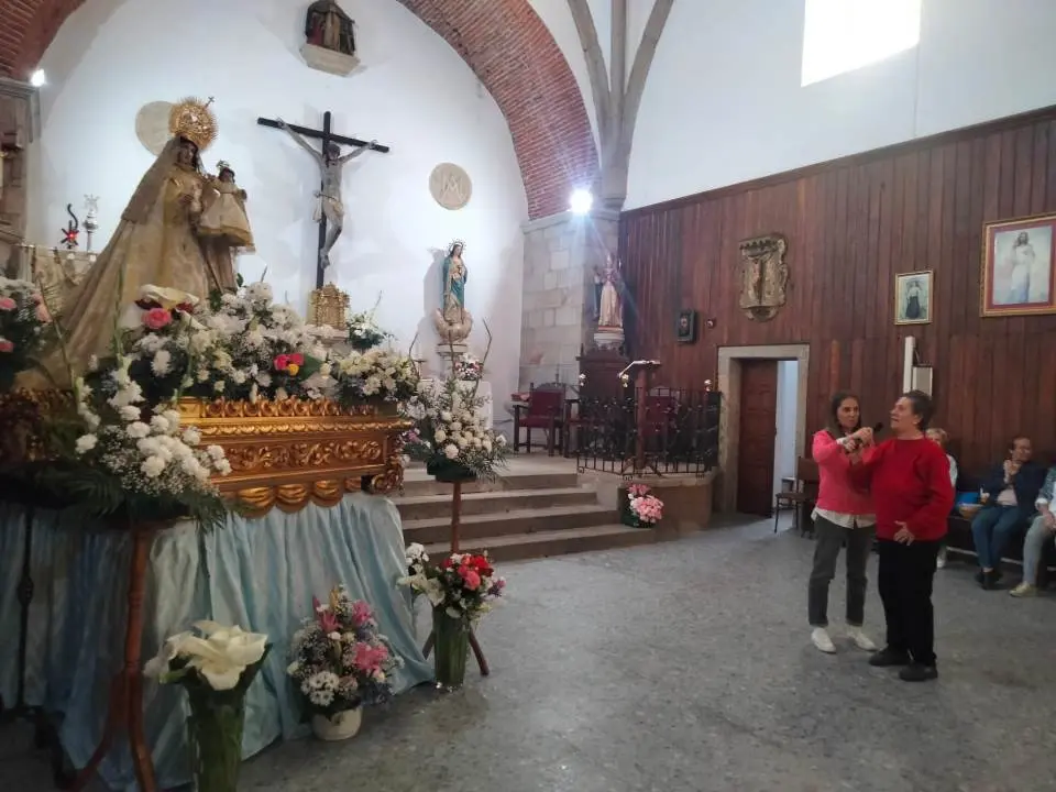 Ofrenda del COM a la Virgen de la Vega (1)