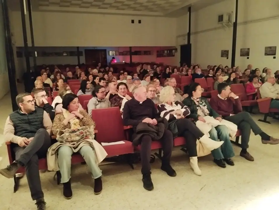 Teatro Intergeneracional en Puebla de la Calzada (46)