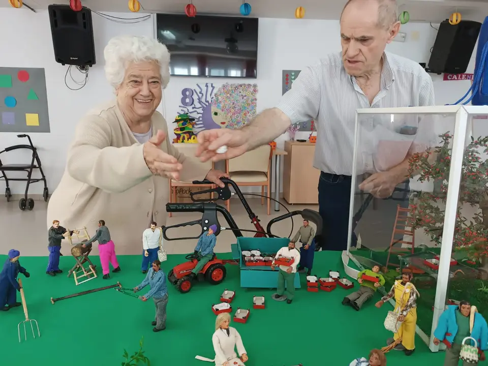 Taller reminiscencia en RM Cabezuela del Valle (9)