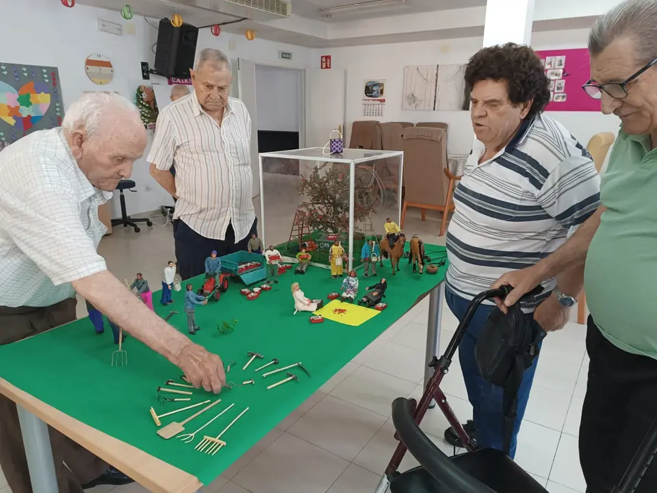 Taller reminiscencia en RM Cabezuela del Valle (16)