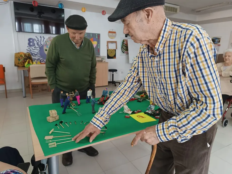 Taller reminiscencia en RM Cabezuela del Valle (22)