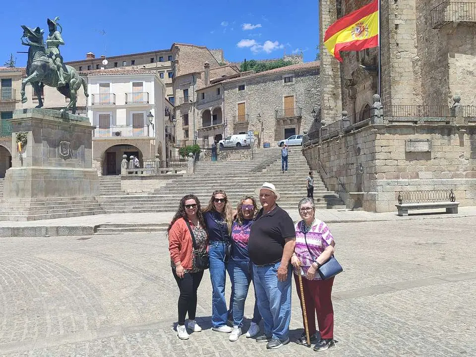 Excursi&oacute;n a Trujillo (1)