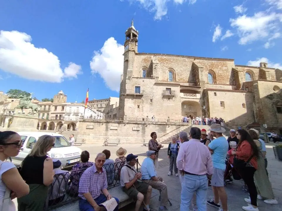 Excursi&oacute;n a Trujillo (9)