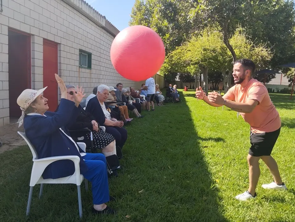 Verano en la piscina de Puebla de la Calzada (46)