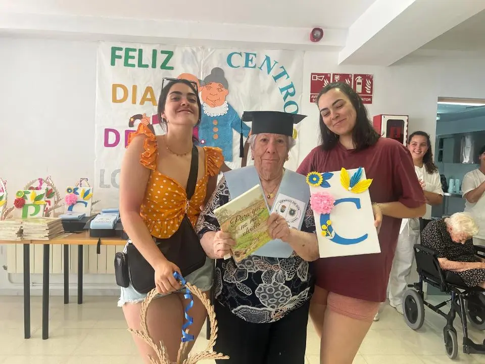 D&iacute;a de los Abuelos en CD Burguillos del Cerro (8)
