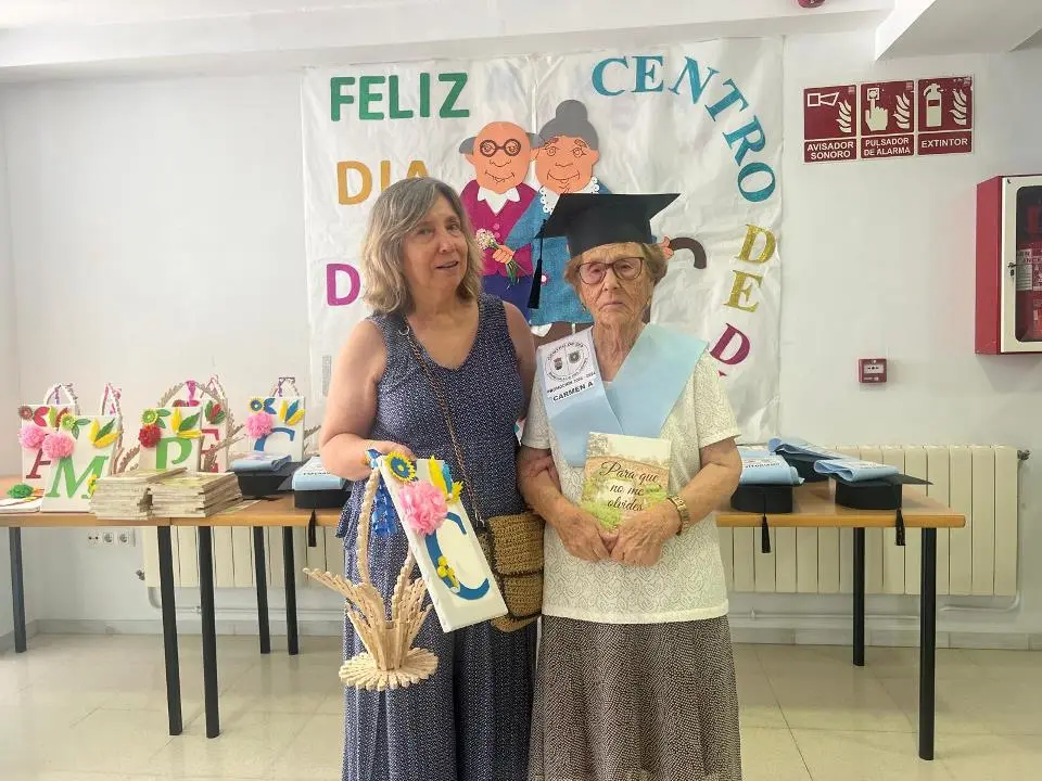 D&iacute;a de los Abuelos en CD Burguillos del Cerro (10)