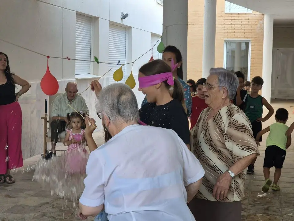 D&iacute;a de los Abuelos en la RM de Alia (3)