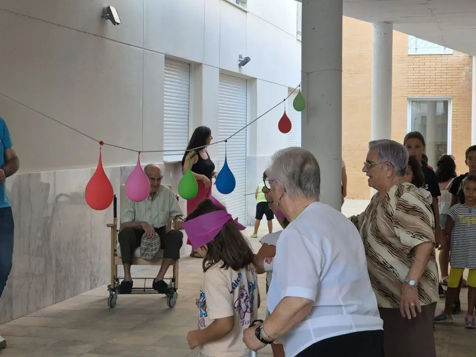 D&iacute;a de los Abuelos en la RM de Alia (4)