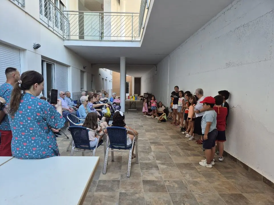 D&iacute;a de los Abuelos en la RM de Alia (6)