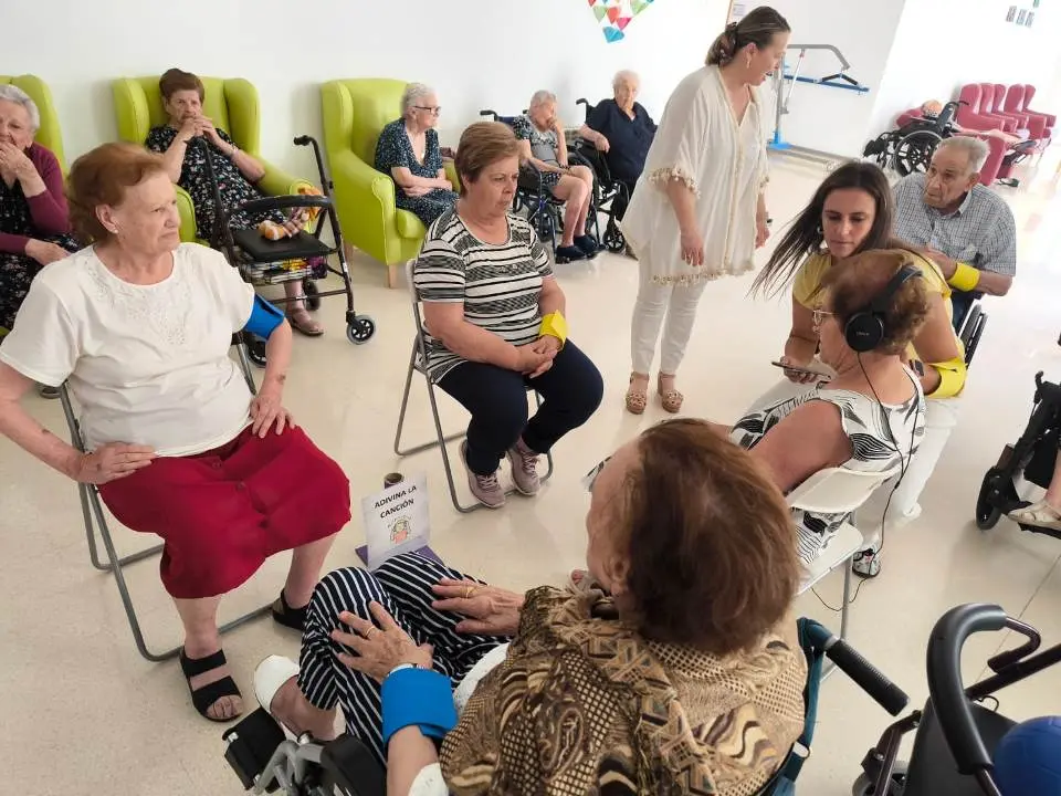 D&iacute;a de los Abuelos en RM Torremayor (17)