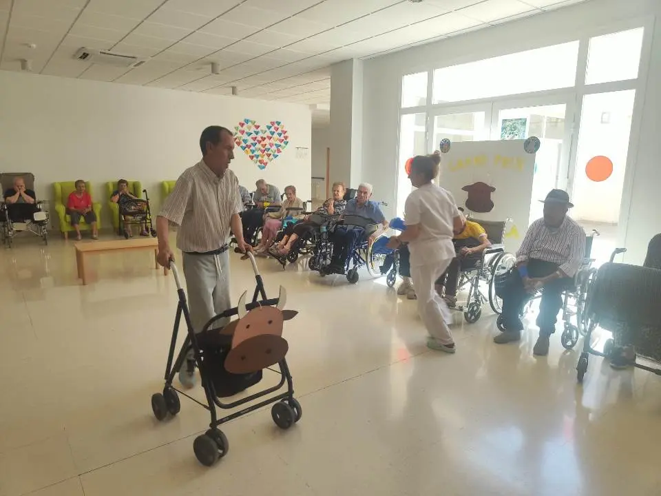 D&iacute;a de los Abuelos en RM Torremayor (28)