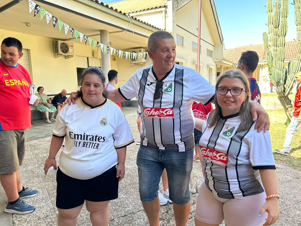 Fiesta fin de curso 2023-24 en el COM (11)