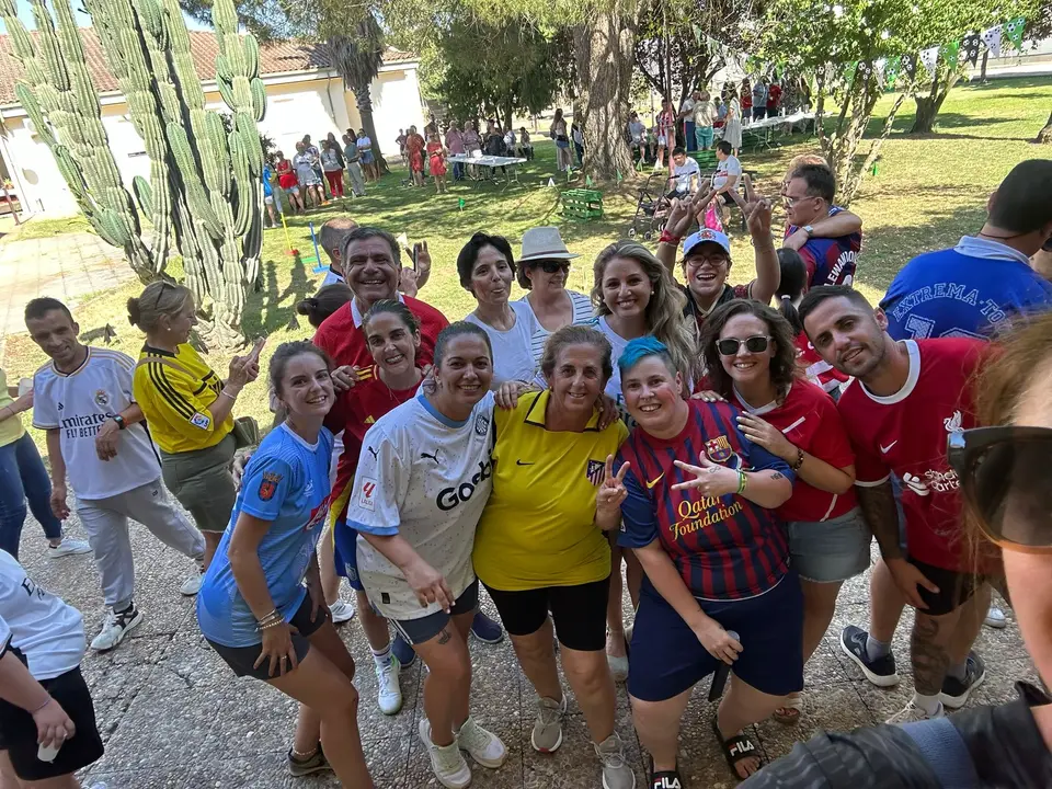 Fiesta fin de curso 2023-24 en el COM (14)