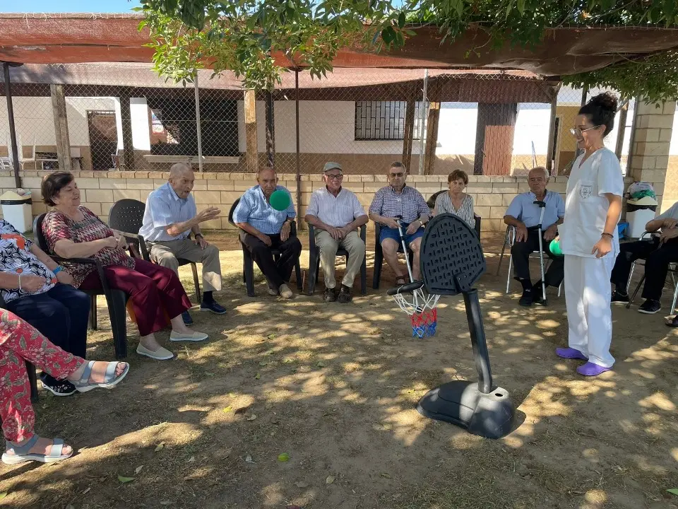 CD Lob&oacute;n en la Piscina Municipal (4)