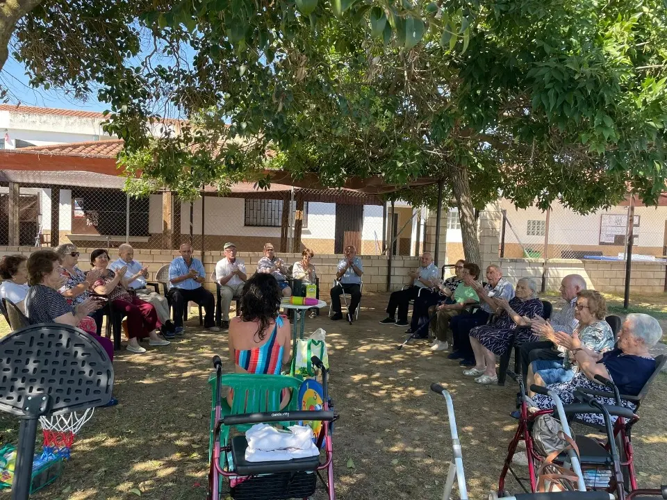 CD Lob&oacute;n en la Piscina Municipal (9)