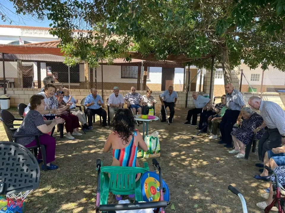 CD Lob&oacute;n en la Piscina Municipal (11)