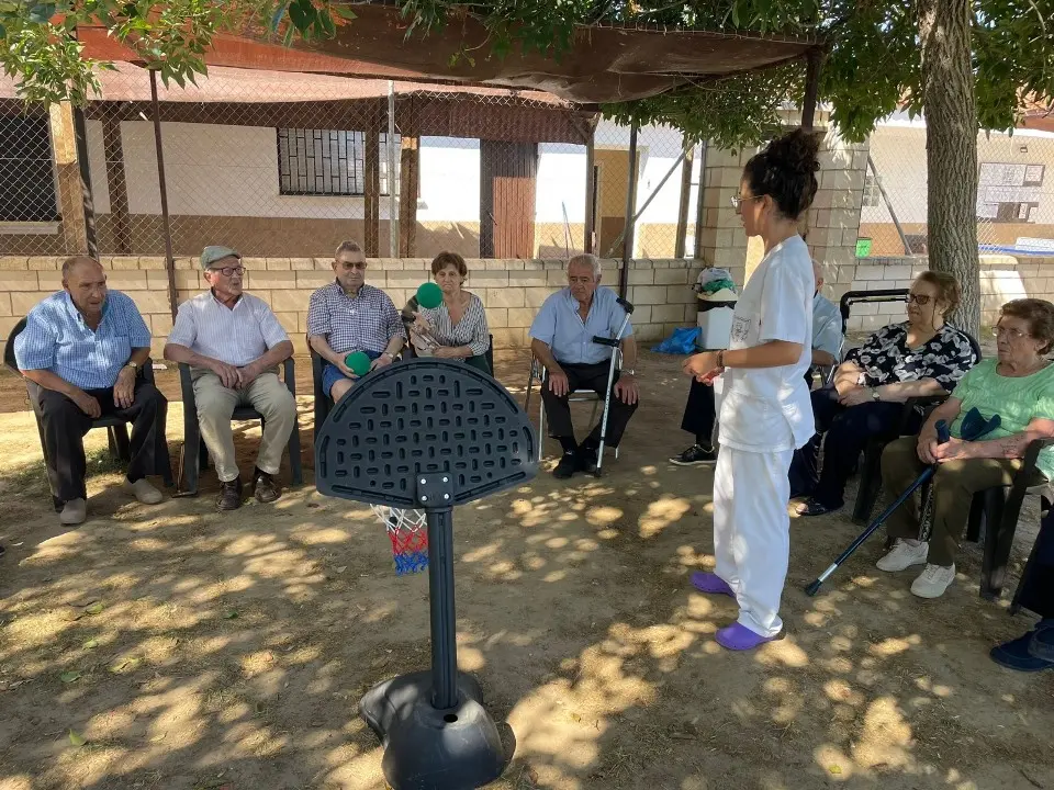 CD Lob&oacute;n en la Piscina Municipal (12)