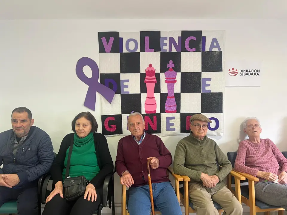 25N en Burguillos del Cerro (5)