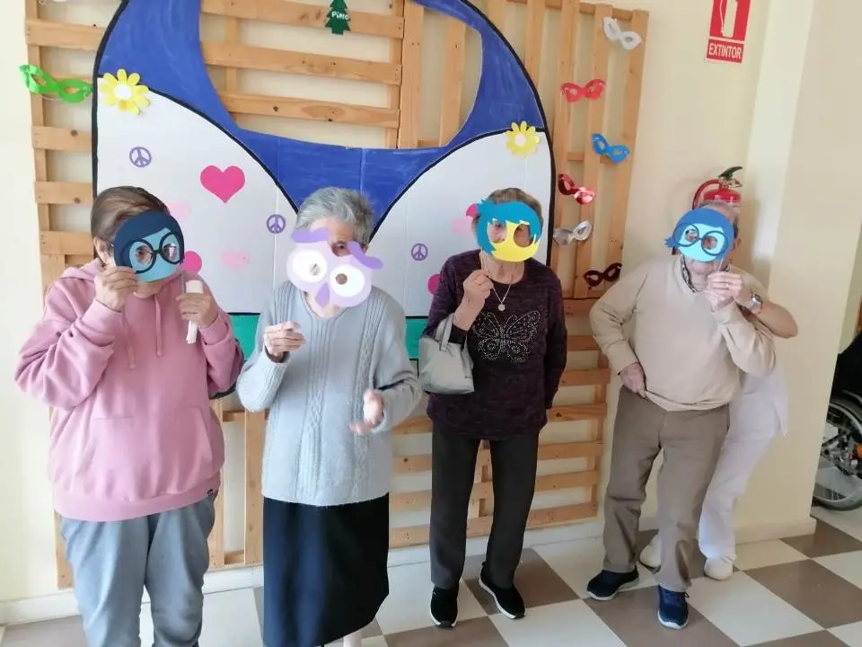 Carnaval 2025 en el Centro de D&iacute;a de Almendralejo (2)