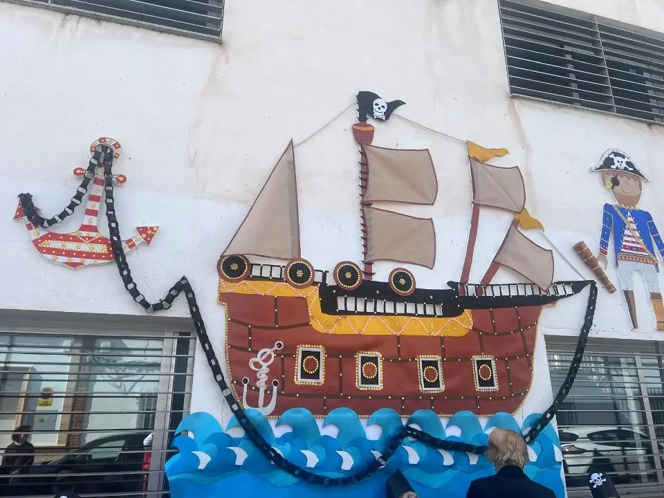 Carnaval 2025 el Centro de D&iacute;a de Burguillos del Cerro (1)