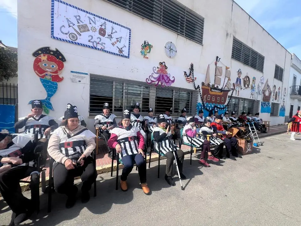 Carnaval 2025 el Centro de D&iacute;a de Burguillos del Cerro (9)