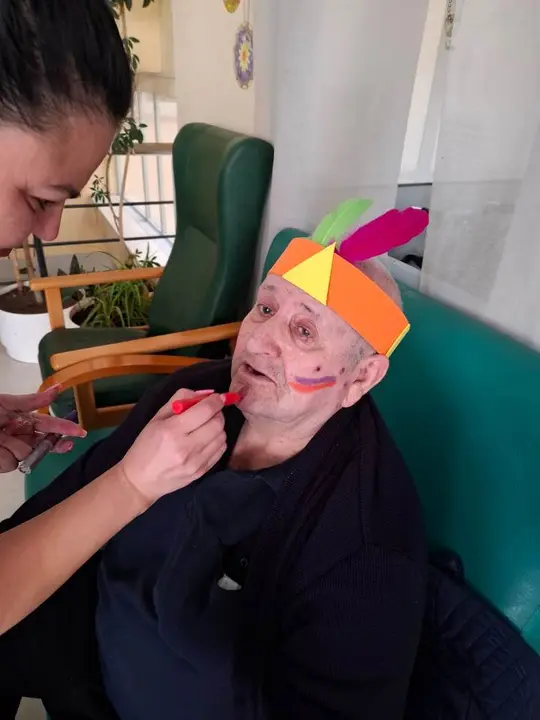 Carnaval 2025 en la Residencia de Mayores de Madrigal de la Vera (2)