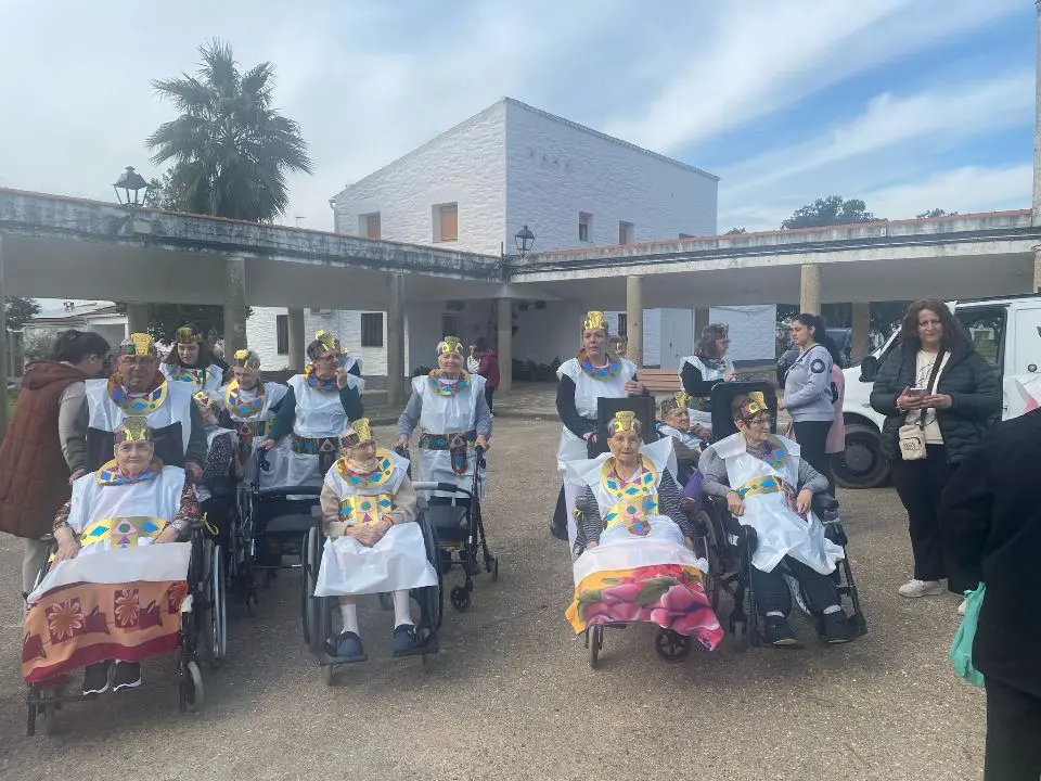 Carnaval 2025 en la Residencia de Mayores de Vegaviana (6)