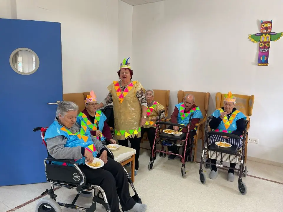 Carnaval 2025 en la Residencia de Mayores de Villasbuenas de Gata (2)