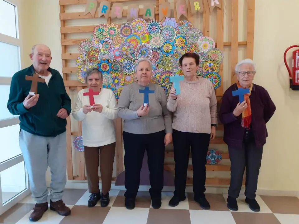 Semana Santa en el Centro de D&iacute;a de Almendralejo (13)