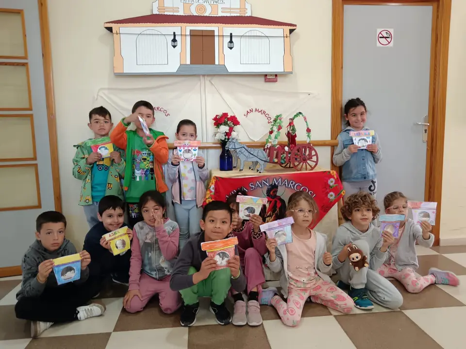 Actividades Intergeneracionales en el CD Almendralejo (39)
