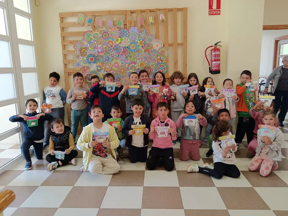 Actividades Intergeneracionales en el CD Almendralejo (40)