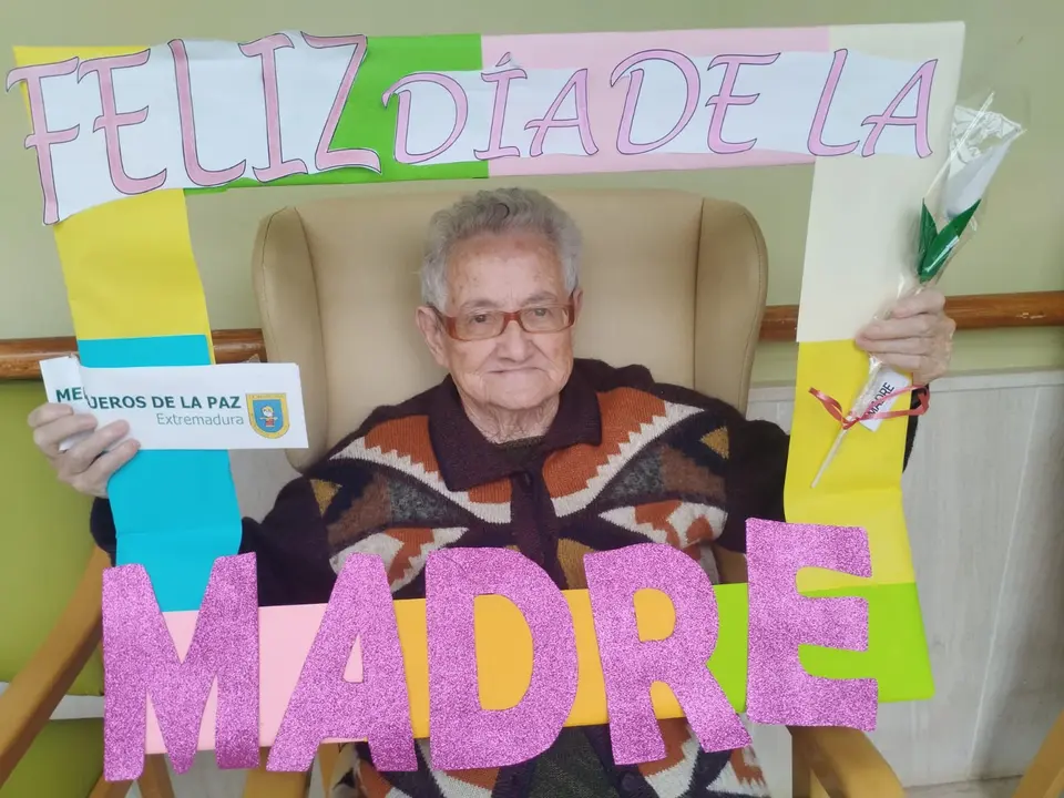 D&iacute;a de la madre 2025 en RM Torrecilla y Hern&aacute;n P&eacute;rez (15)