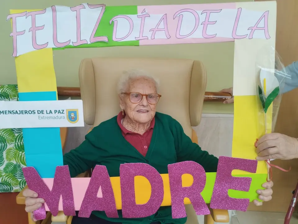 D&iacute;a de la madre 2025 en RM Torrecilla y Hern&aacute;n P&eacute;rez (19)