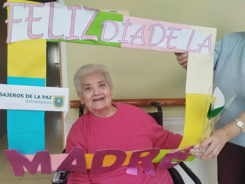 D&iacute;a de la madre 2025 en RM Torrecilla y Hern&aacute;n P&eacute;rez (20)