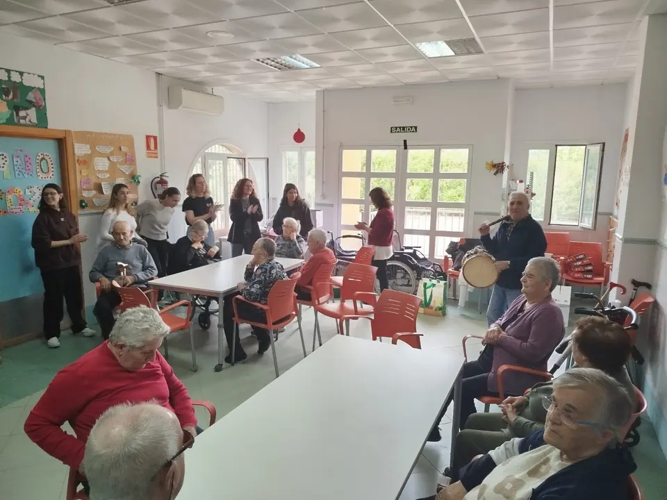 Visita del IES Gregorio Mara&ntilde;&oacute;n a la RM Pinofranqueado (5)