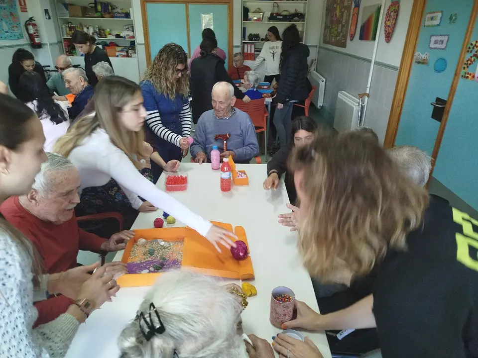 Visita del IES Gregorio Mara&ntilde;&oacute;n a la RM Pinofranqueado (19)