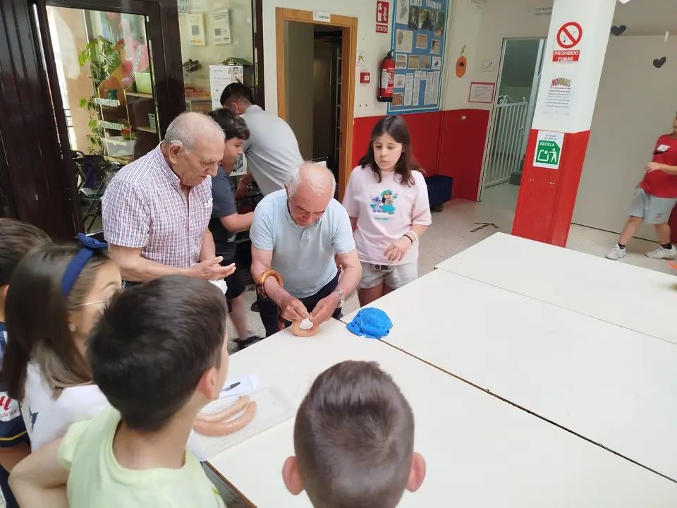 La RM Pinofranqueado visita el CEIP Luis Chamizo (10)