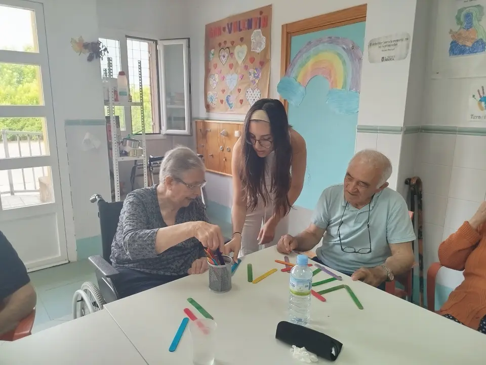 Visita del IES Pablo Picasso a la RM Pinofranqueado (5)