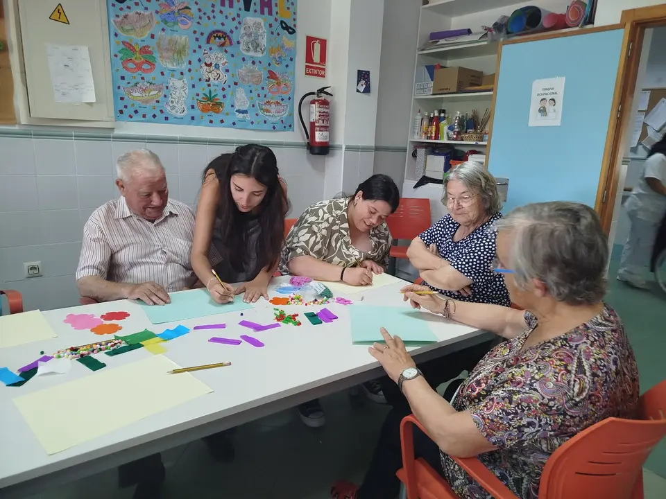 Visita del IES Pablo Picasso a la RM Pinofranqueado (13)