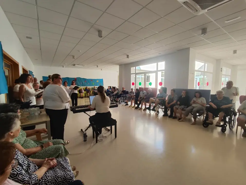 La Coral Virgen de la Caridad en RM Torremayor (7)