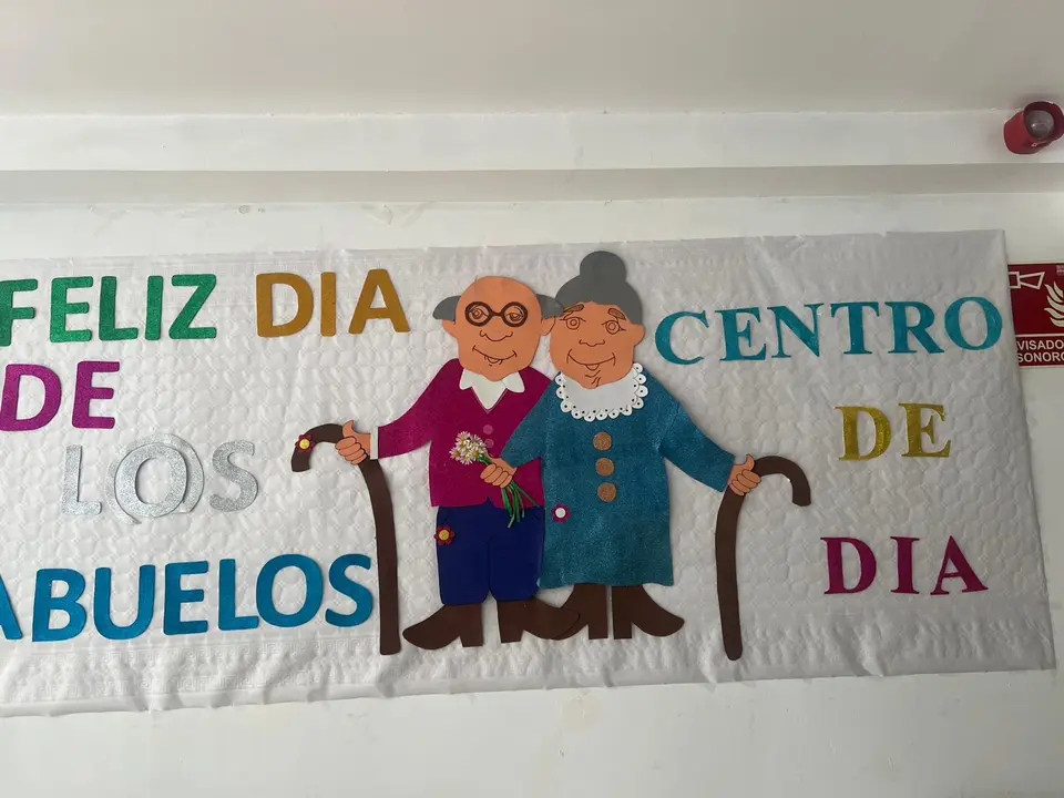 D&iacute;a de los Abuelos en CD Burguillos del Cerro (6)