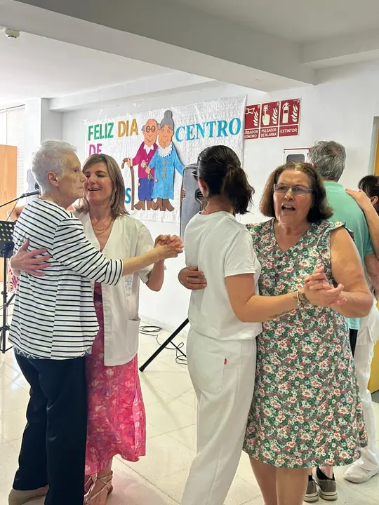 D&iacute;a de los Abuelos en CD Burguillos del Cerro (26)