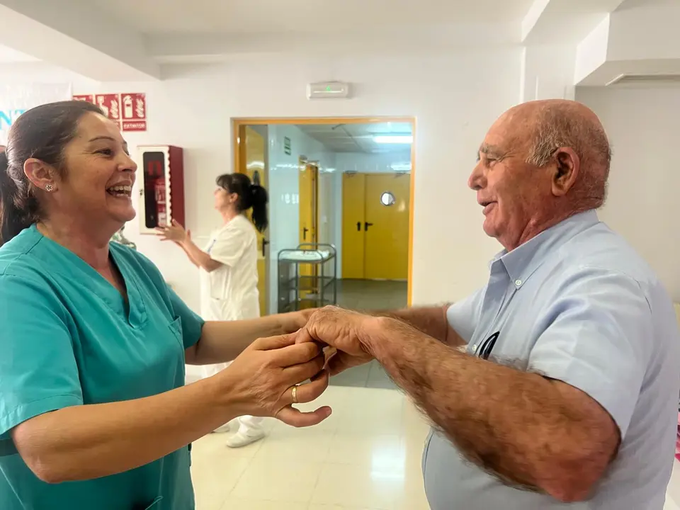 D&iacute;a de los Abuelos en CD Burguillos del Cerro (28)