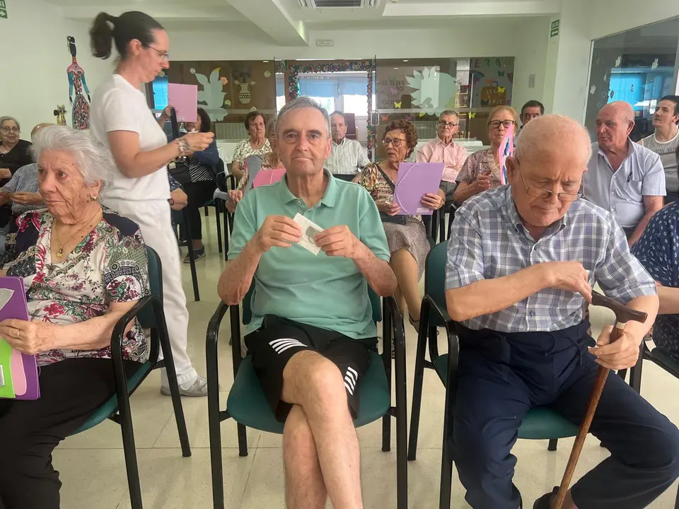 D&iacute;a de los Abuelos en CD Burguillos del Cerro (32)