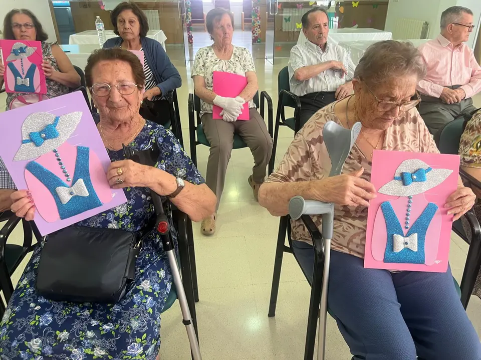 D&iacute;a de los Abuelos en CD Burguillos del Cerro (36)