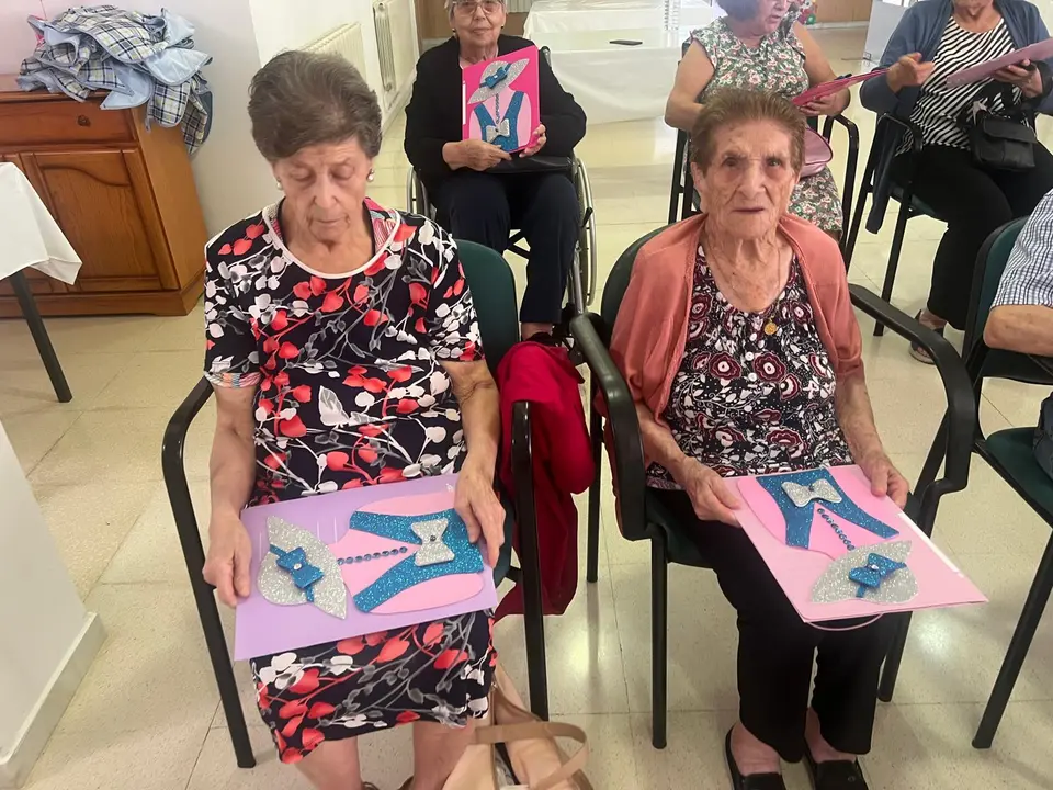 D&iacute;a de los Abuelos en CD Burguillos del Cerro (35)