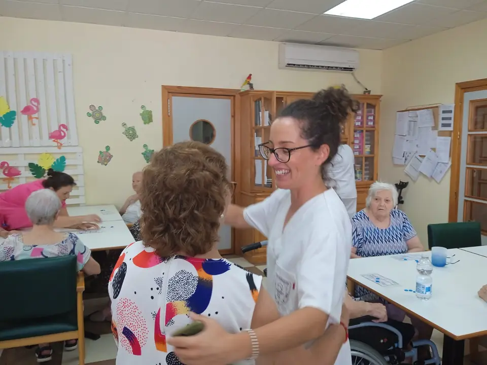 D&iacute;a de los Abuelos en el CD Almendralejo (7)