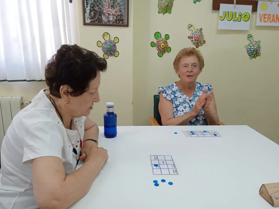 D&iacute;a de los Abuelos en el CD Almendralejo (11)