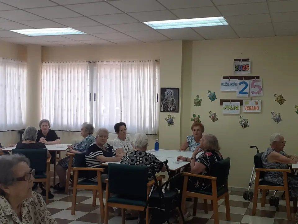 D&iacute;a de los Abuelos en el CD Almendralejo (14)