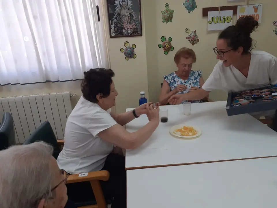 D&iacute;a de los Abuelos en el CD Almendralejo (21)